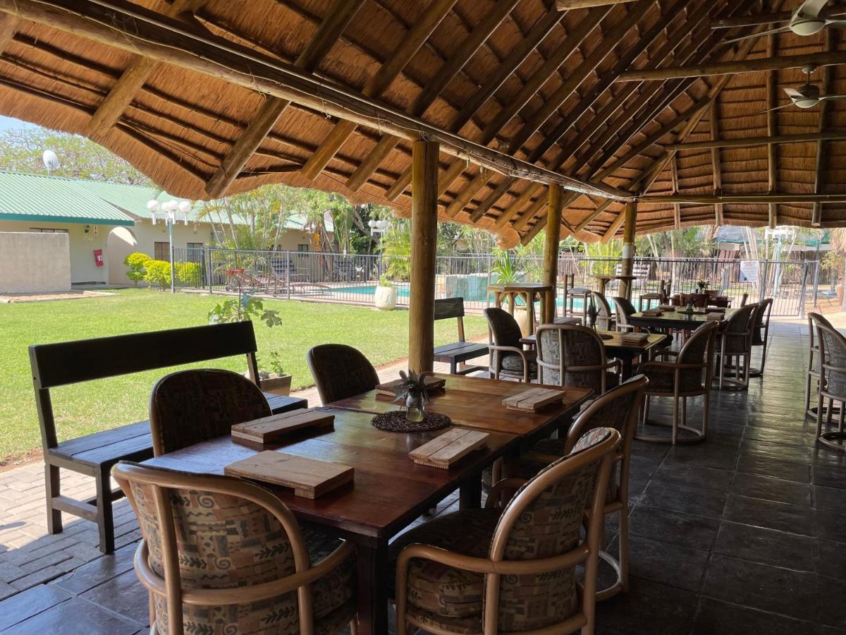 Buffalo Hotel Hectorspruit Exterior foto