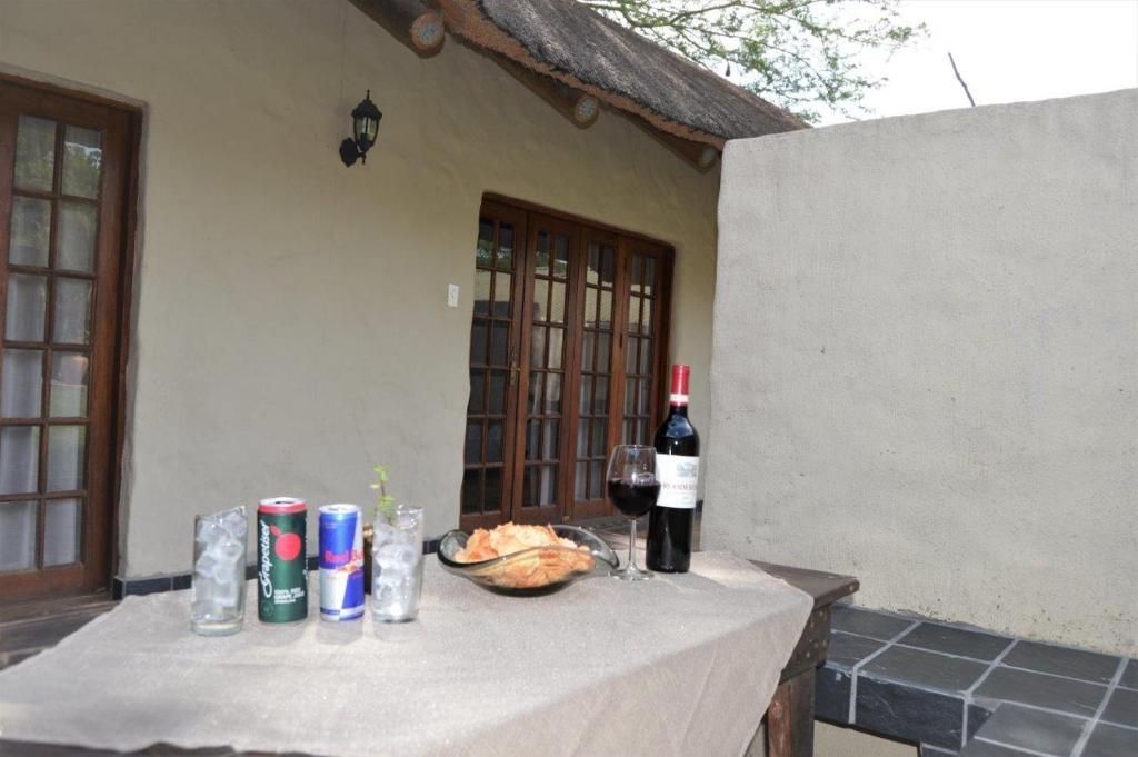 Buffalo Hotel Hectorspruit Exterior foto